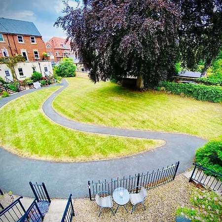 Modern Ground Floor Apartment With Free Parking Very Near Centre Ripon Exterior photo