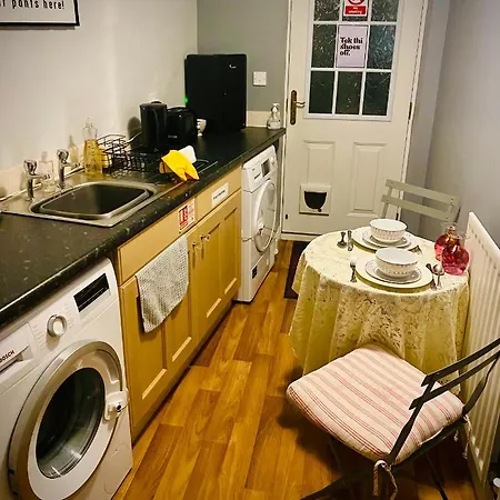Modern Ground Floor Apartment With Free Parking Very Near Centre Ripon Exterior photo