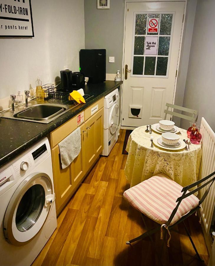 Modern Ground Floor With Free Parking Very Near Centre Apartment Ripon